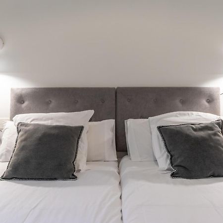 Homeloving Apartment Bilbao Centre With Parking Exteriör bild