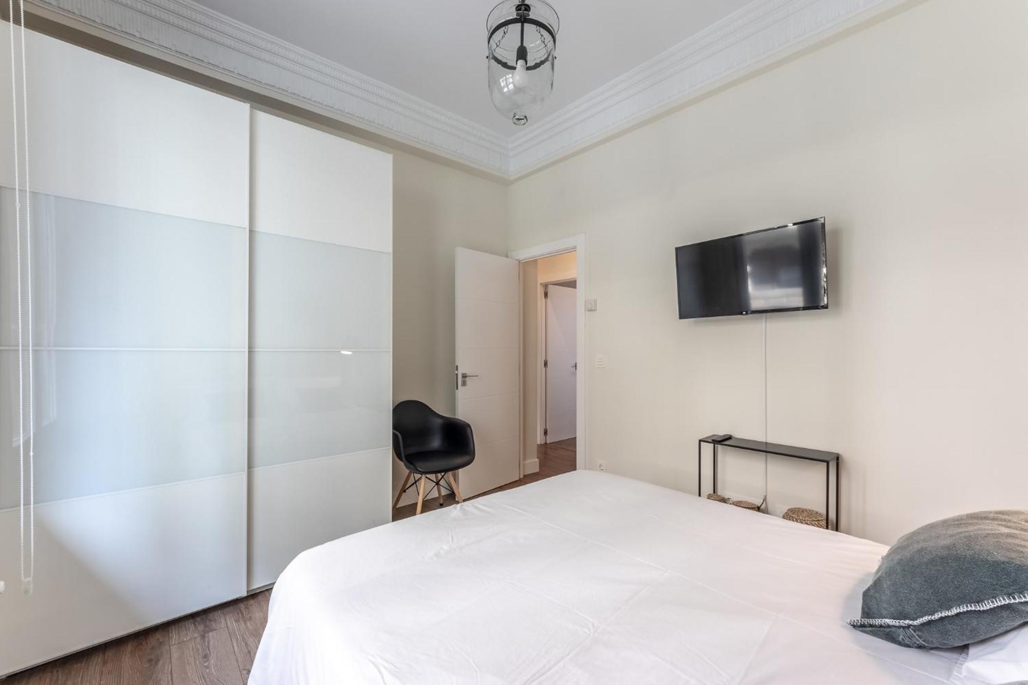 Homeloving Apartment Bilbao Centre With Parking Exteriör bild