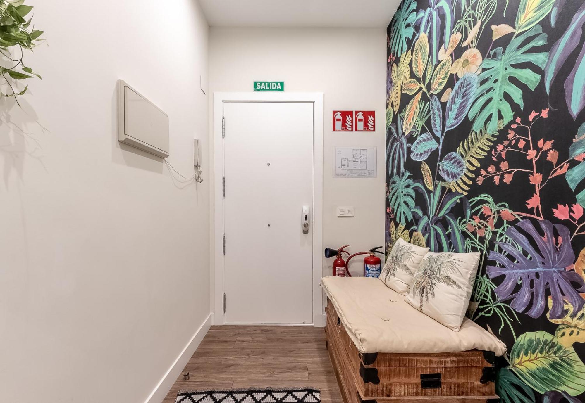 Homeloving Apartment Bilbao Centre With Parking Exteriör bild